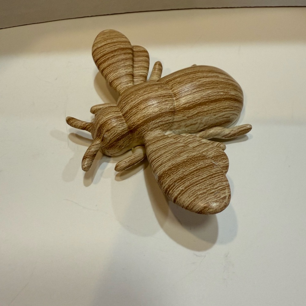 Bullseye playground resin honeybee figurine